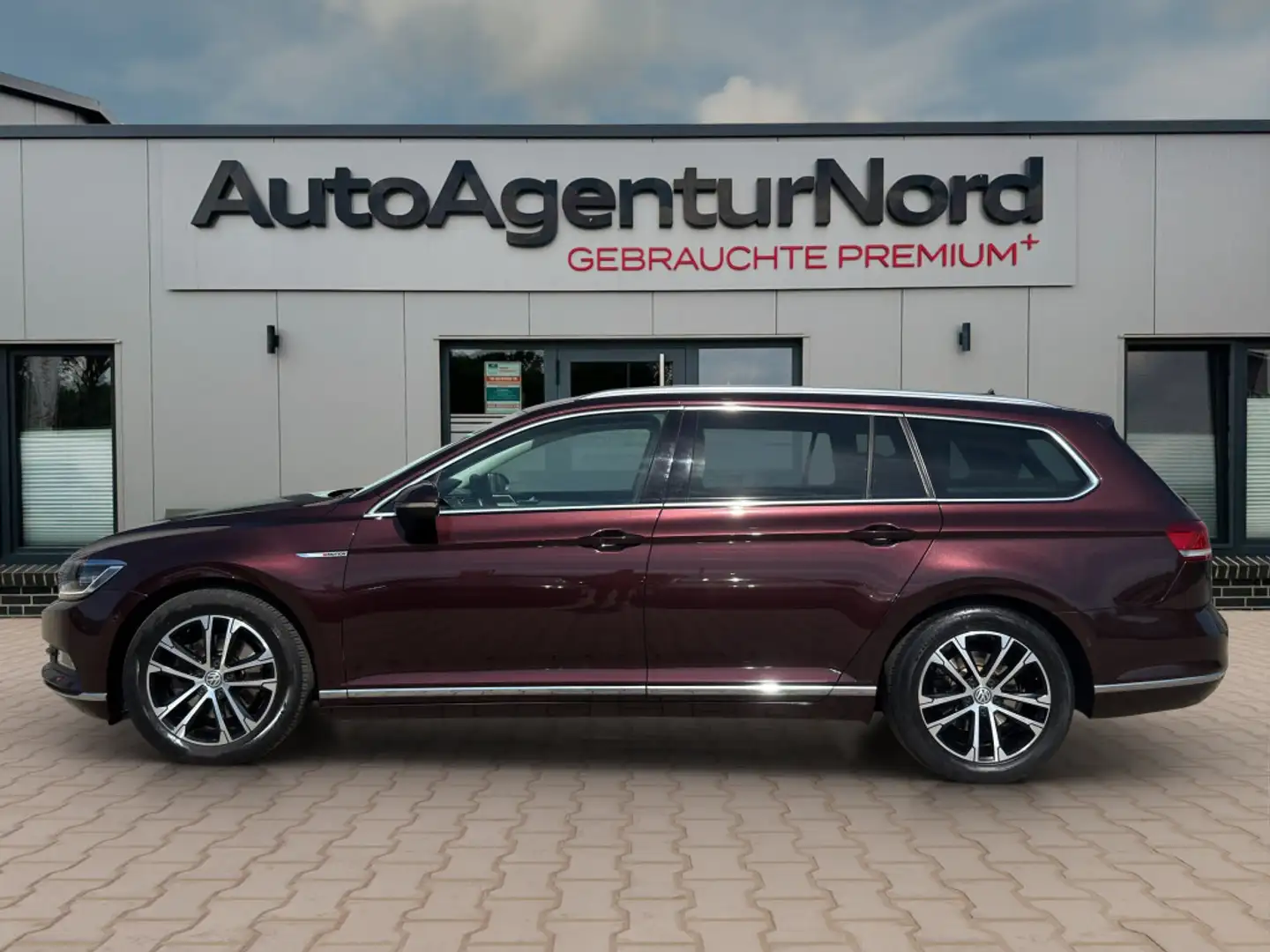 Volkswagen Passat 2,0 TDI Comfortline Aut. ALLRAD+ACC+AHK Rouge - 2