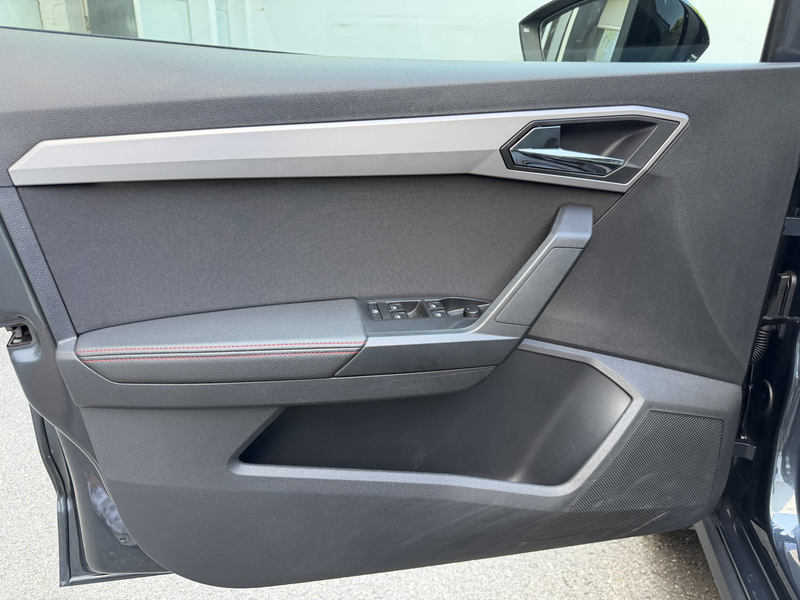 SEAT Arona FR Tempomat PDC Navi Apple Android — photo 9