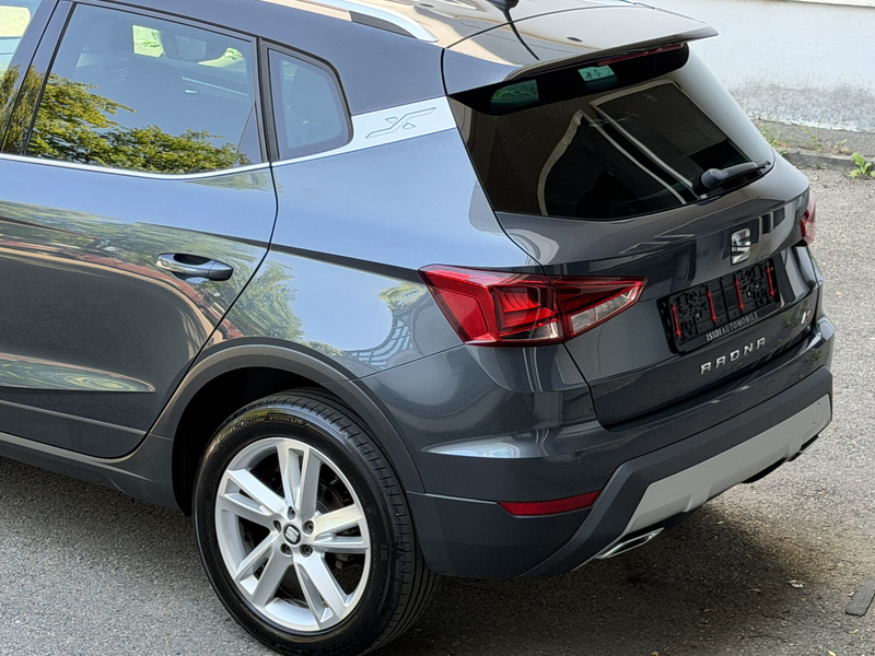SEAT Arona FR Tempomat PDC Navi Apple Android — photo 36