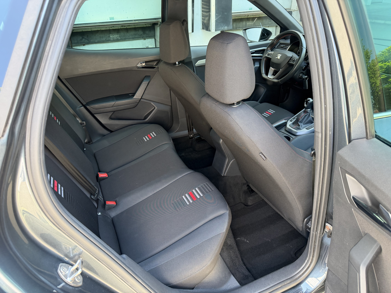 SEAT Arona FR Tempomat PDC Navi Apple Android — photo 26