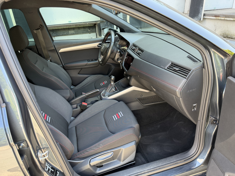 SEAT Arona FR Tempomat PDC Navi Apple Android — photo 23