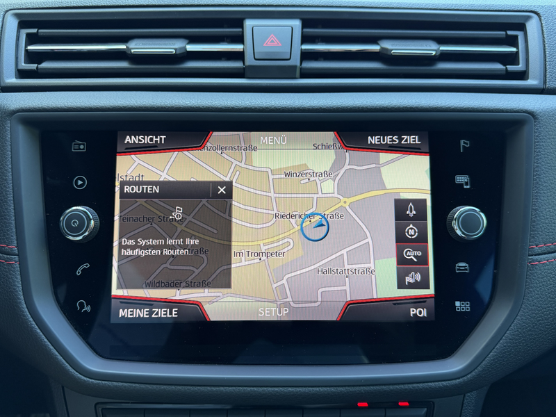 SEAT Arona FR Tempomat PDC Navi Apple Android — photo 19