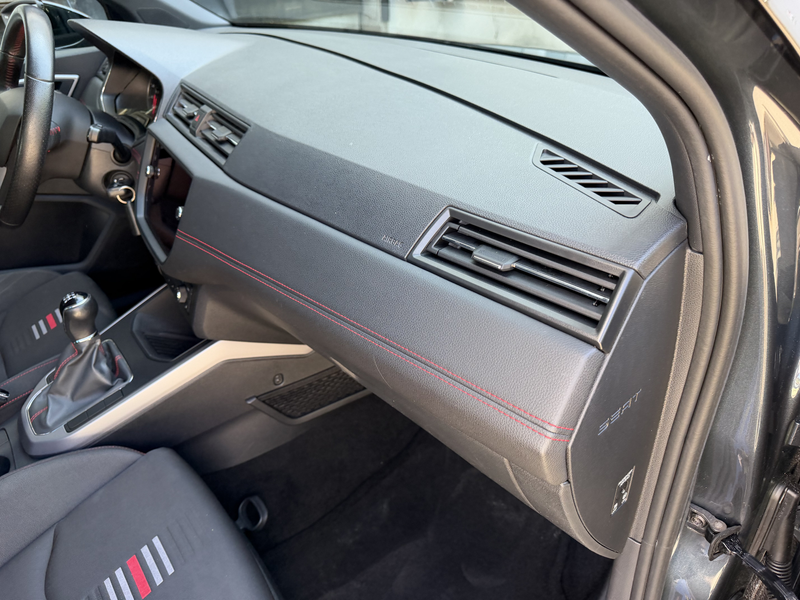 SEAT Arona FR Tempomat PDC Navi Apple Android — photo 22