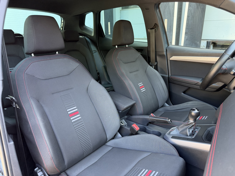 SEAT Arona FR Tempomat PDC Navi Apple Android — photo 25
