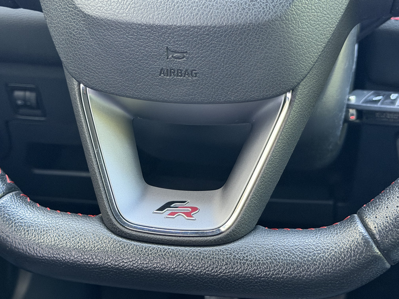 SEAT Arona FR Tempomat PDC Navi Apple Android — photo 33
