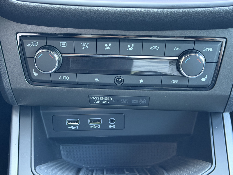 SEAT Arona FR Tempomat PDC Navi Apple Android — photo 20