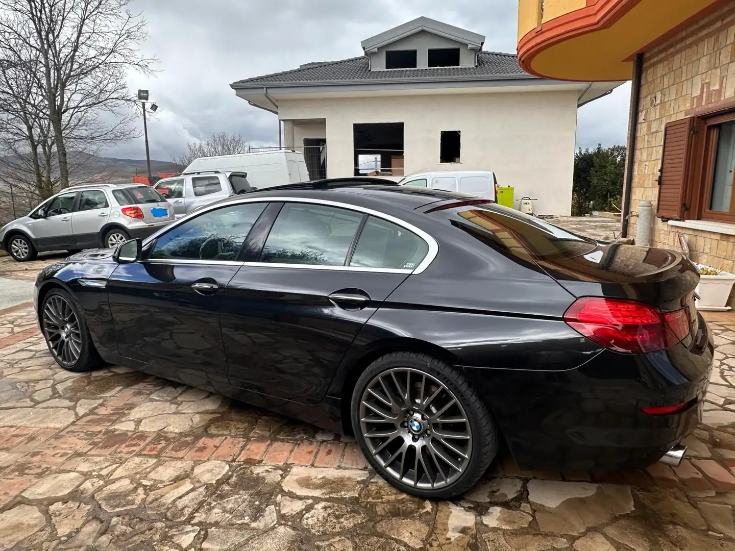 BMW 640 Serie 6 F06 Gran Coupe 640d xdrive Luxury Чорний - 1