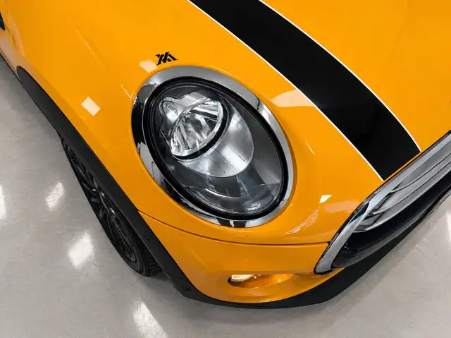 Mini Hatch view 3
