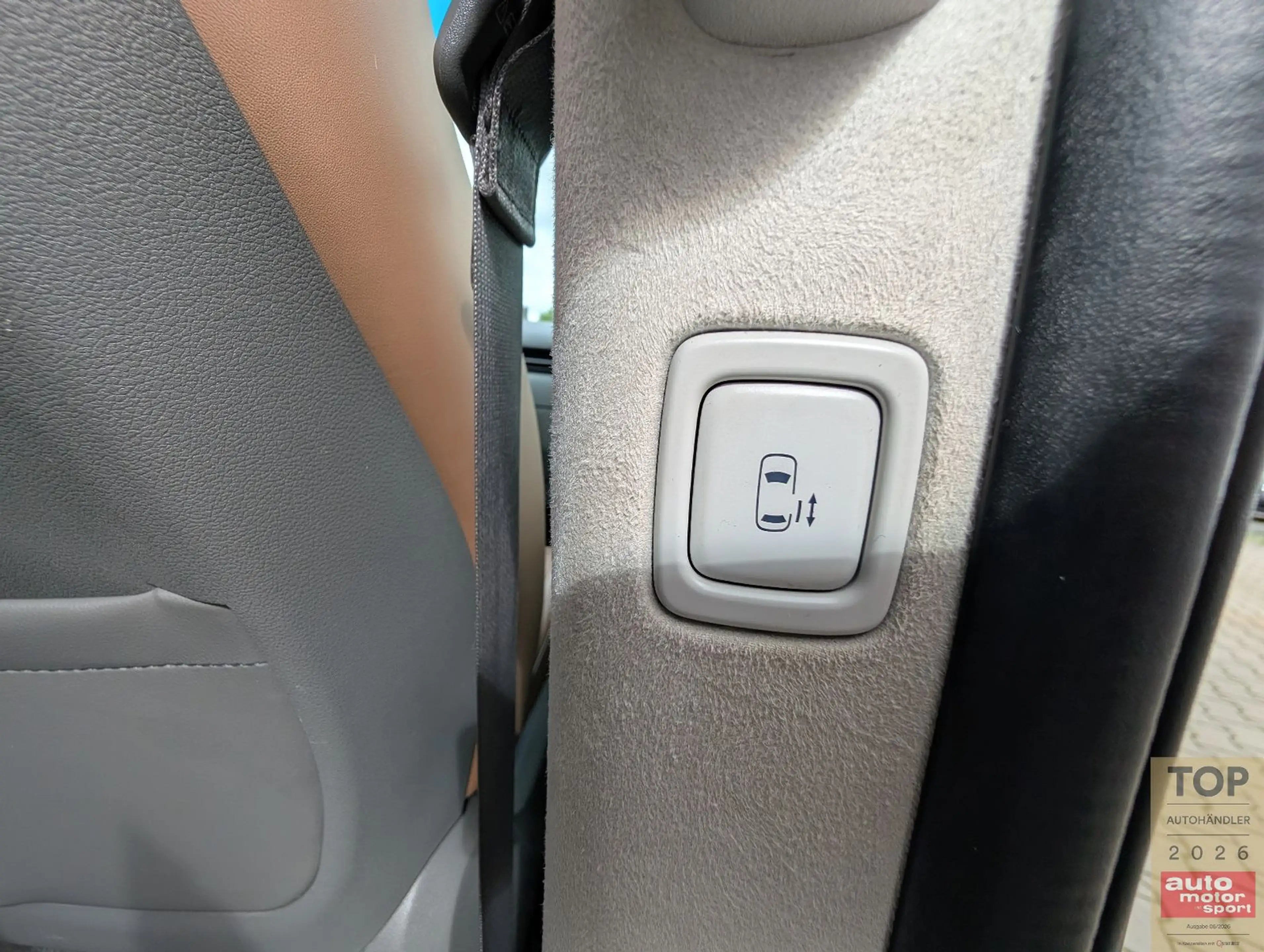Hyundai STARIA 2.2 Signature 4WD*7Si*ACC*PANO*360°LED*SBL — photo 22