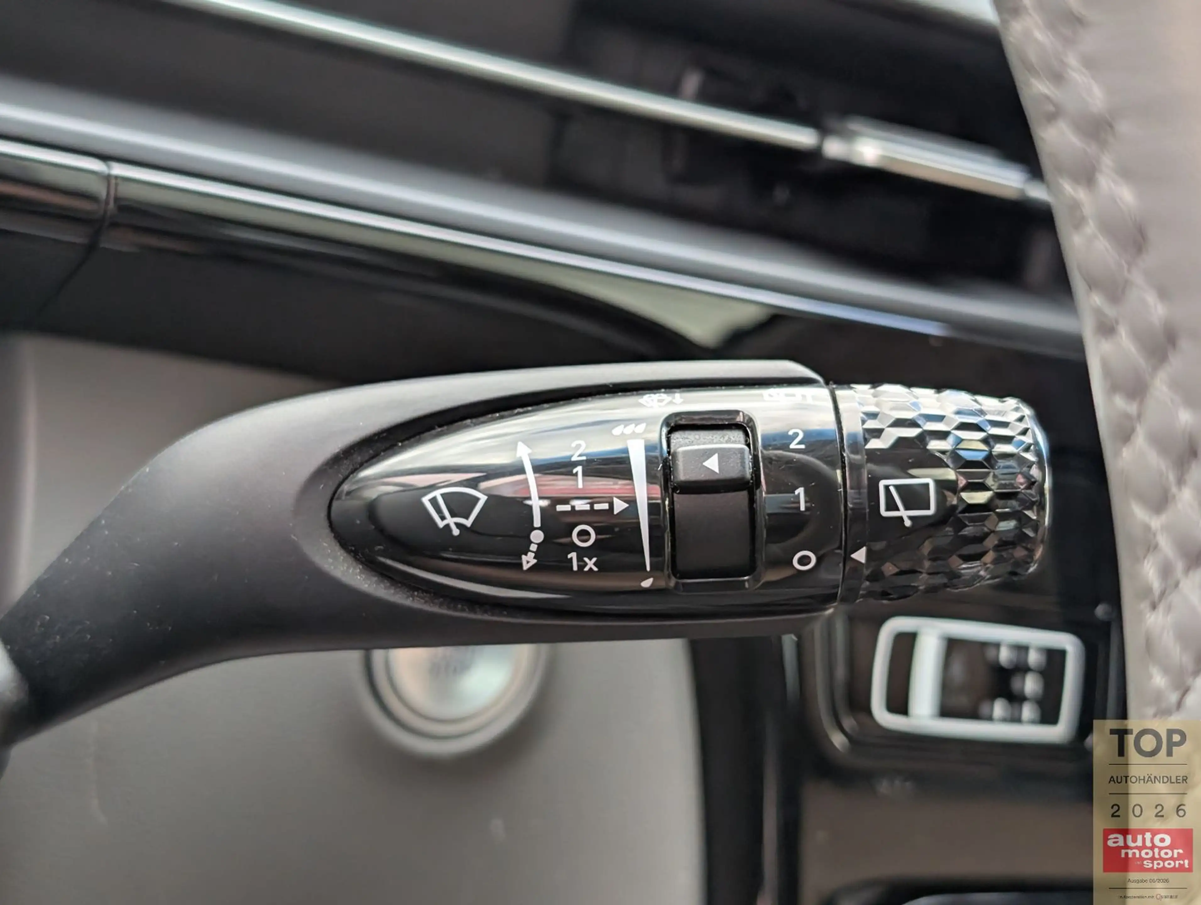 Hyundai STARIA 2.2 Signature 4WD*7Si*ACC*PANO*360°LED*SBL — photo 35