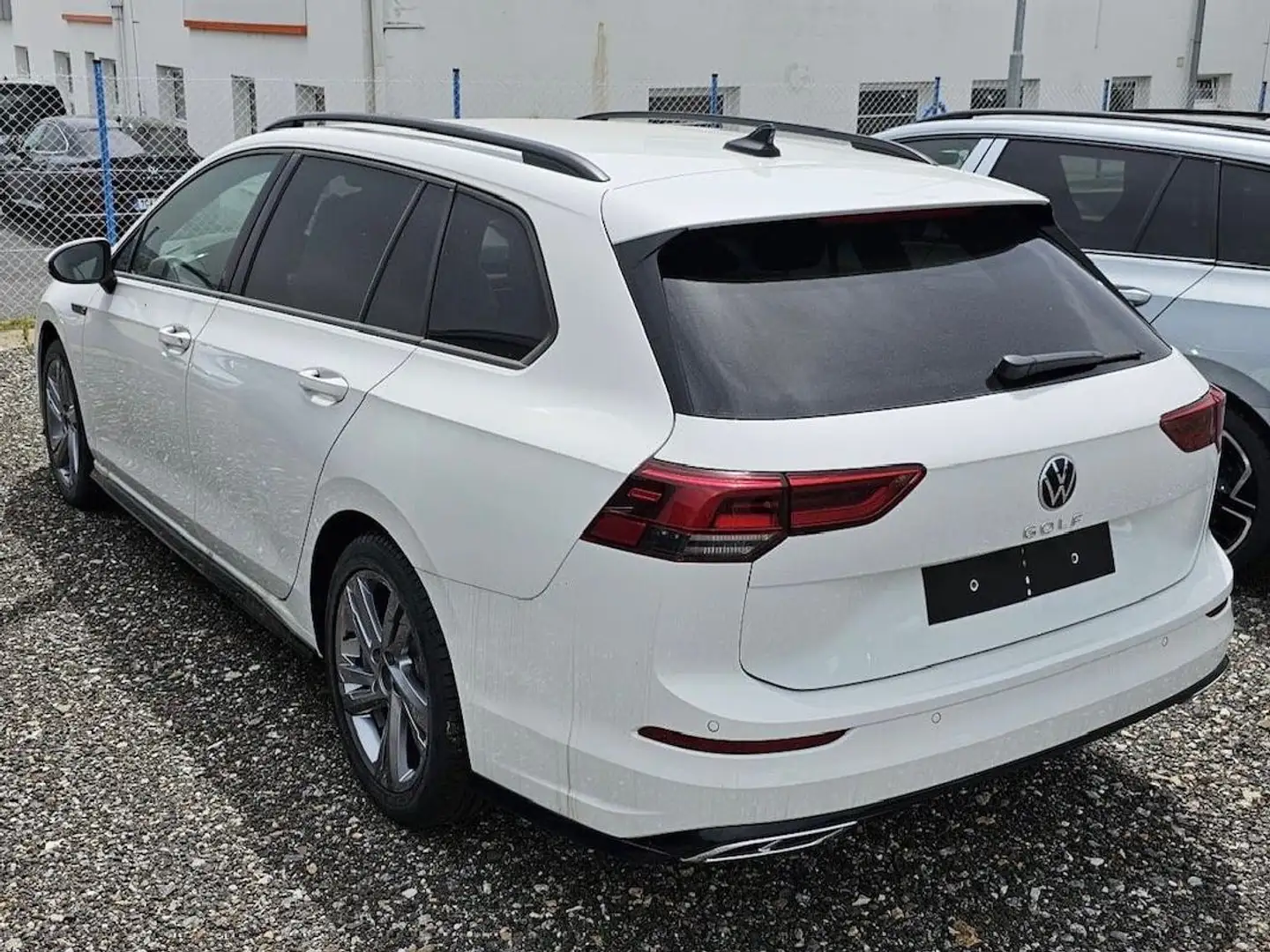 Volkswagen Golf Variant R-Line / NAVI / AHK / 4 J. Garantie Weiß - 2