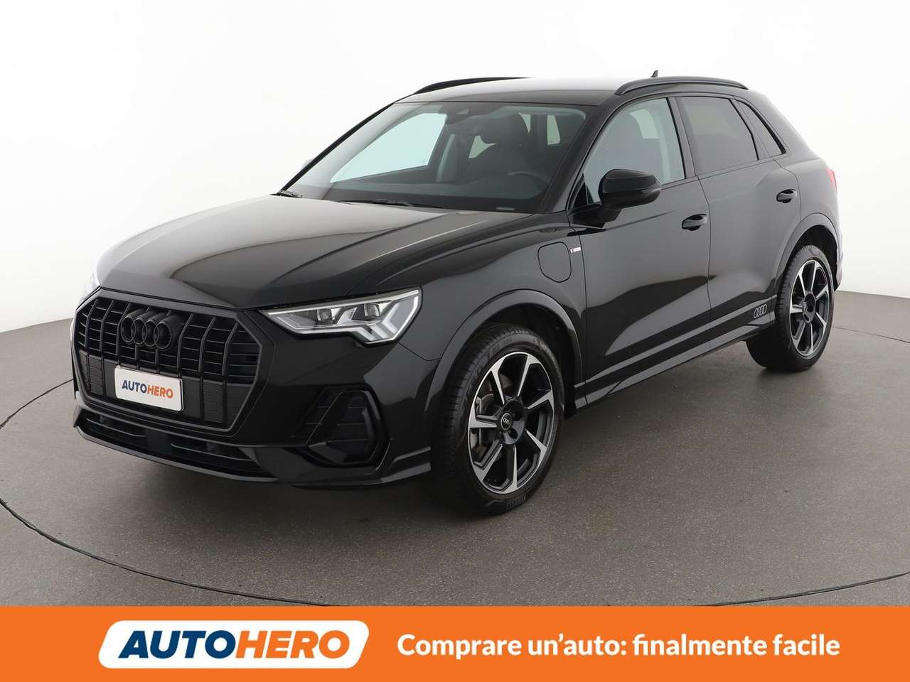 Audi Q3 45 TFSIe S line S tronic