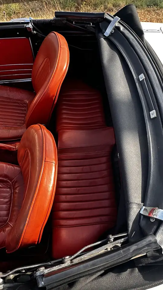 Alfa Romeo Spider 1750 Rundheck, foto 12