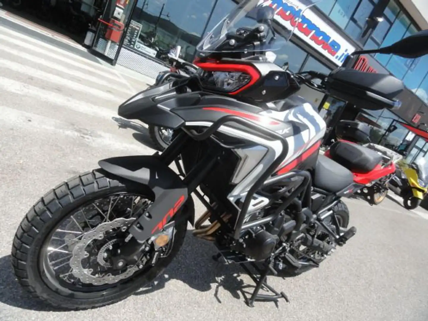 Benelli TRK 702 TRK 702 X EU 5 + mod. 2026 Bianco - 2