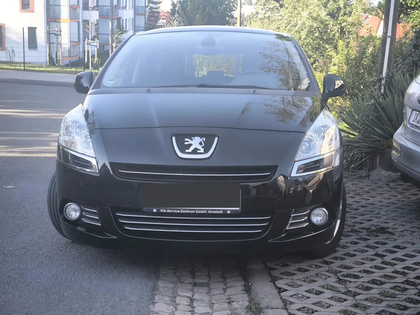 Peugeot 5008 120 VTi Premium, Head-Up, Panoramadach - 1