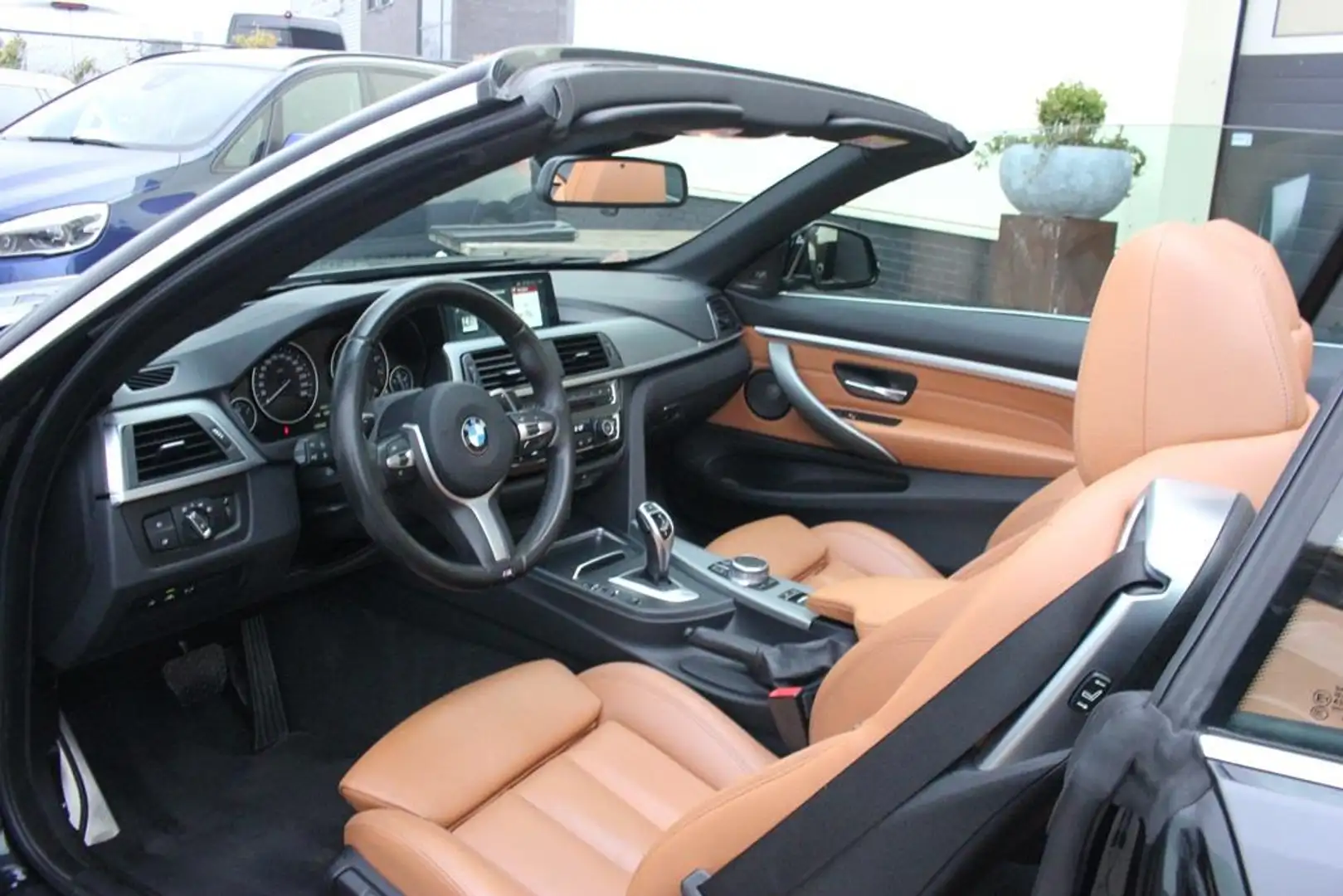 BMW 440 4-serie Cabrio 440i High Executive M Sport | Nekve Noir - 2