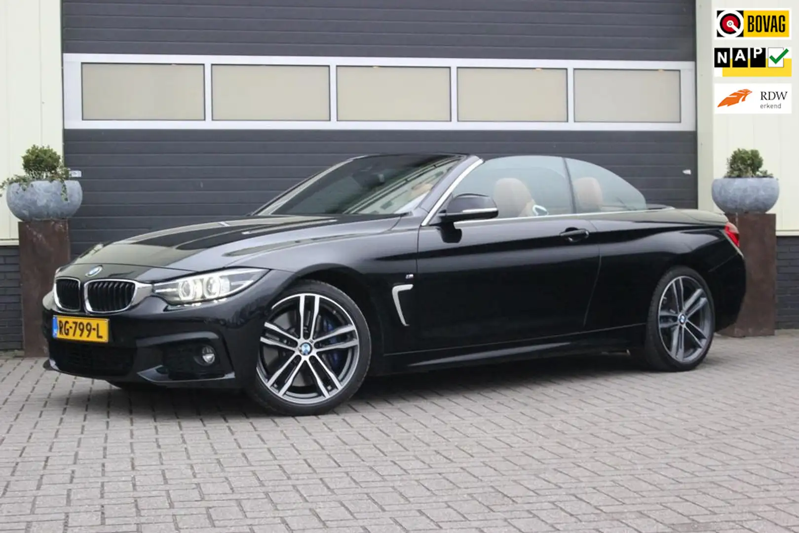BMW 440 4-serie Cabrio 440i High Executive M Sport | Nekve Noir - 1