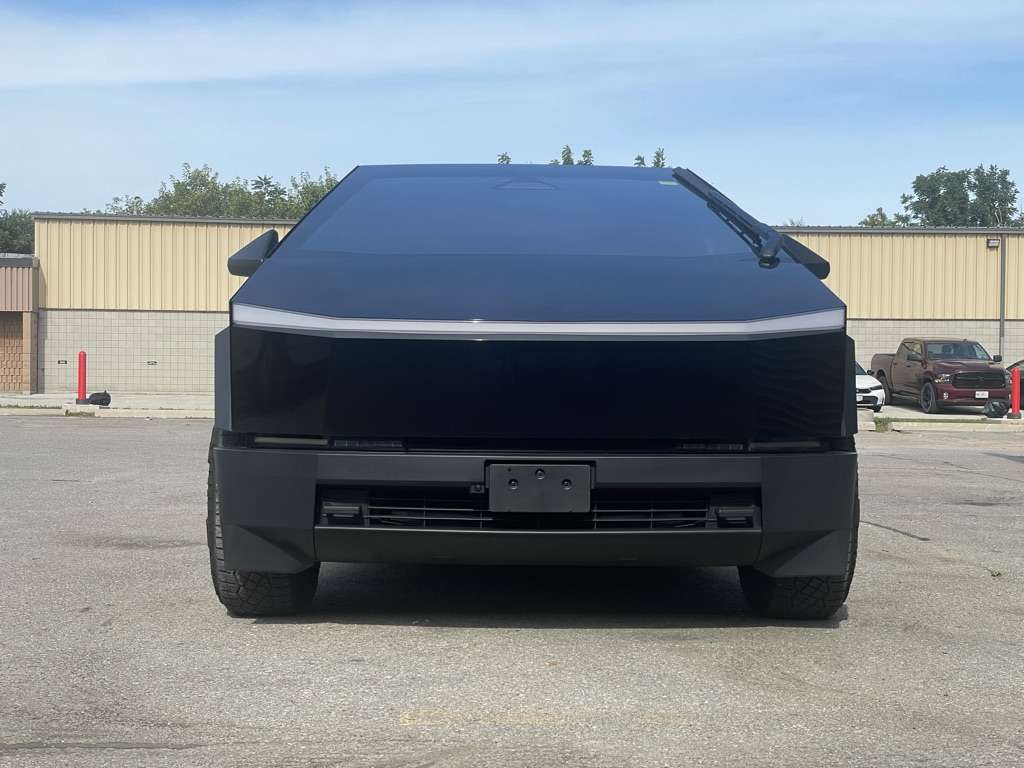 2024 Tesla Cybertruck AWD FOUNDATION SERIES | 1 Owner | Clean! — photo 1