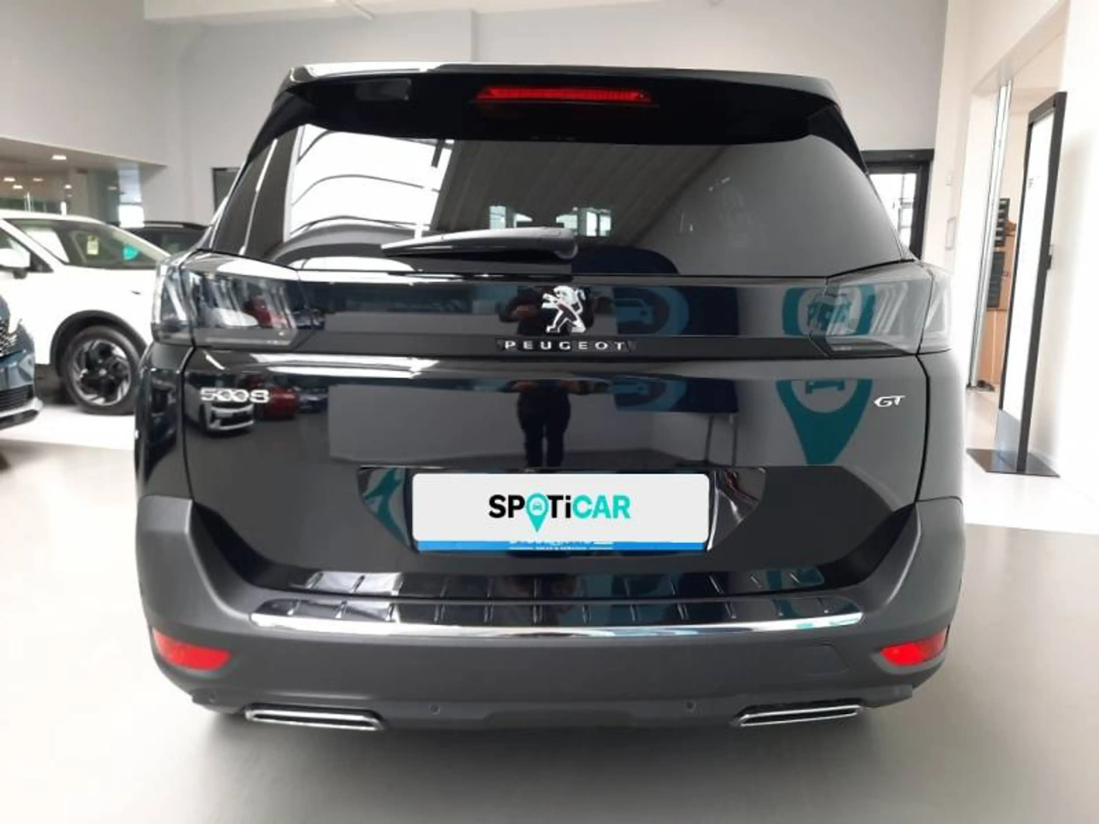Peugeot 5008 2 1.2 PureTech 96kW S&S EAT8 GT — photo 5
