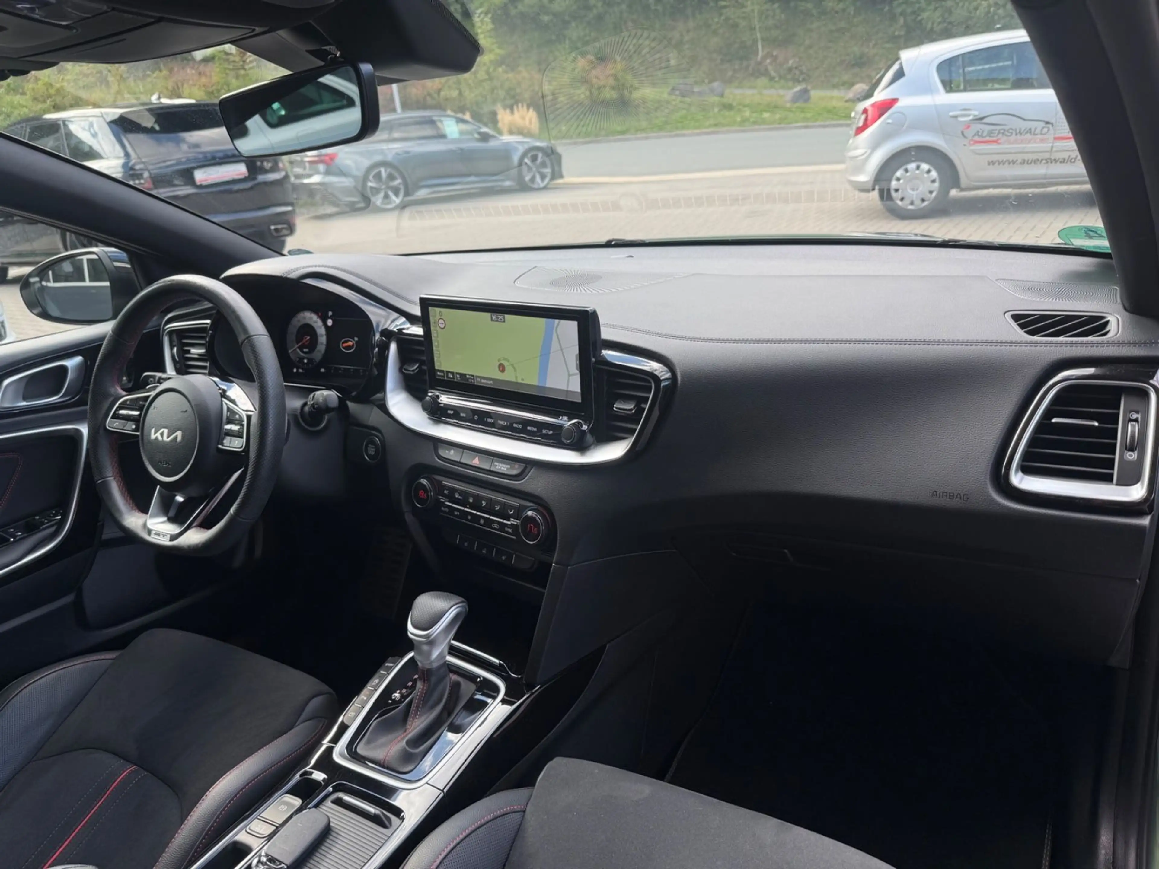Kia Ceed / cee'd Ceed GT Black Style *JBL *App *DAB *Pano — photo 11