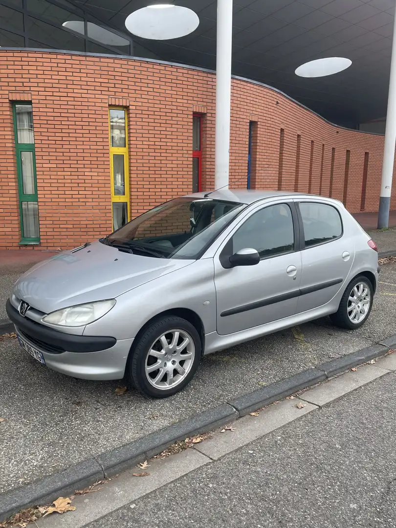 Peugeot 206 1.4 HDi XT Premium - 2