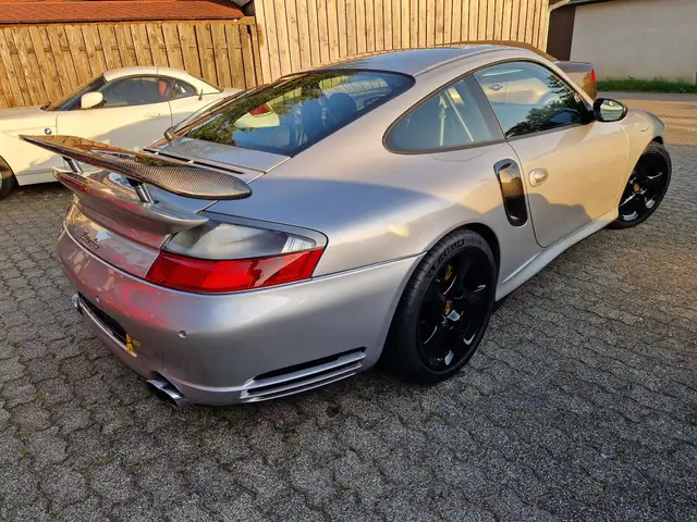 Porsche 996 TURBO GT2 COUPE"TRAUMZUSTAND"600PS,MOTOR NEU