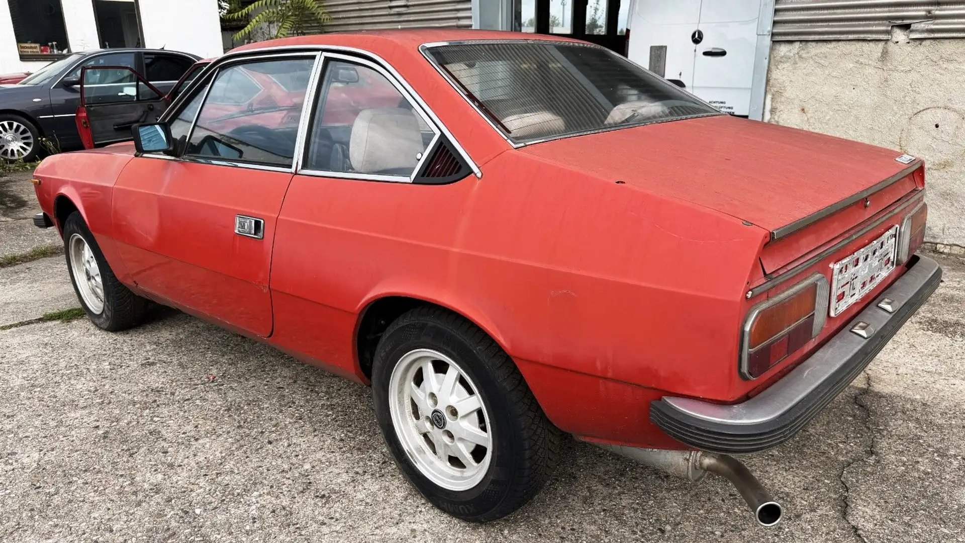Lancia Beta Coupé 2000 Rot - 2