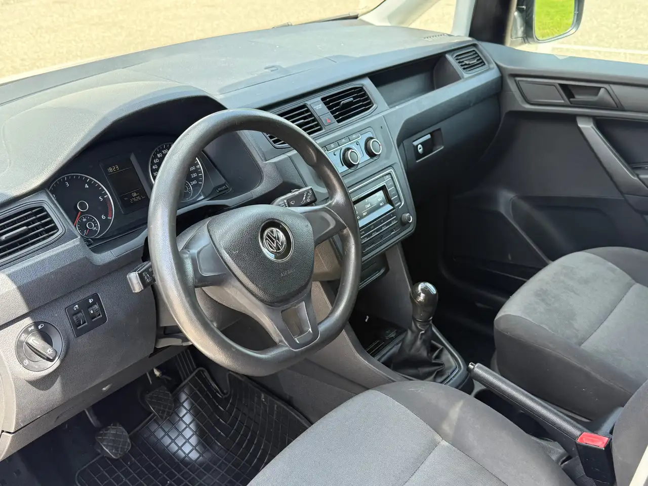 Volkswagen Caddy Kasten BlueMotion – Bild 11