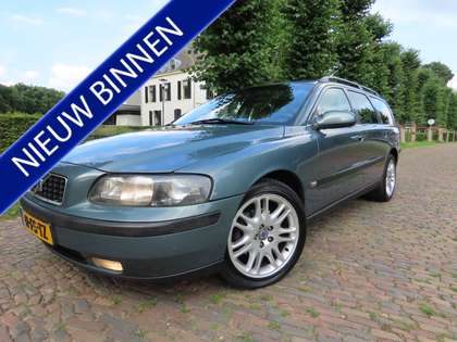 Volvo V70 2.4 Comfort Line 141 PK!! Ecc Cruisecontrol Leer A