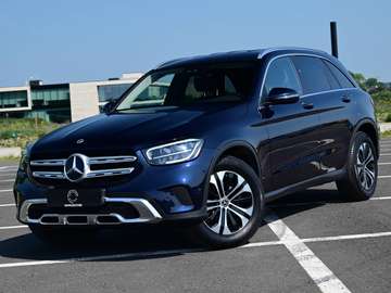4-MATIC / CAMERA / LED / LUXURY / MANUFAKTUR / CARPLAY / PARKASSIST / CHROME PACK