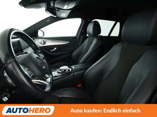 Mercedes-Benz 250 view 10