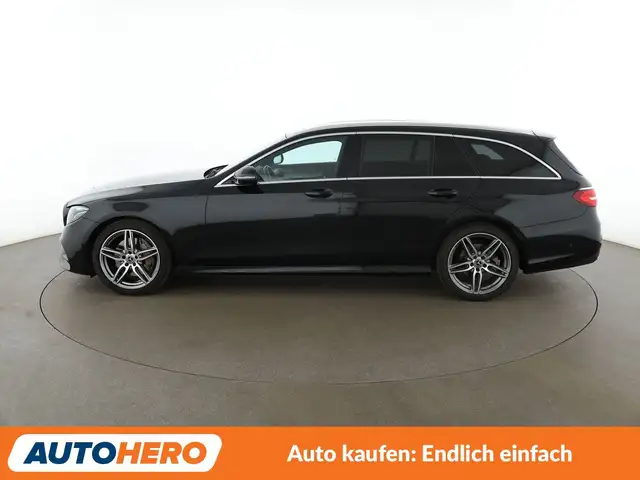 Mercedes-Benz 250 view 3