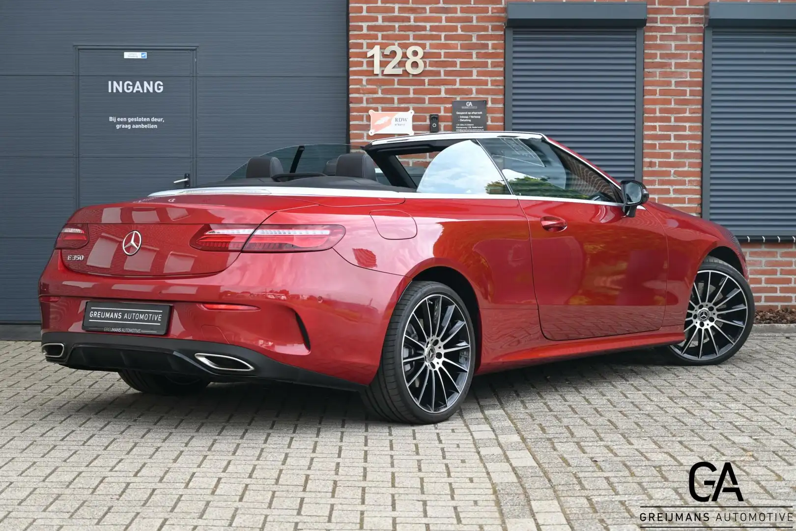 Mercedes-Benz E 350 Cabrio |AMG|BURMESTER|STOEL+NEK VERWARMING| Rood - 2
