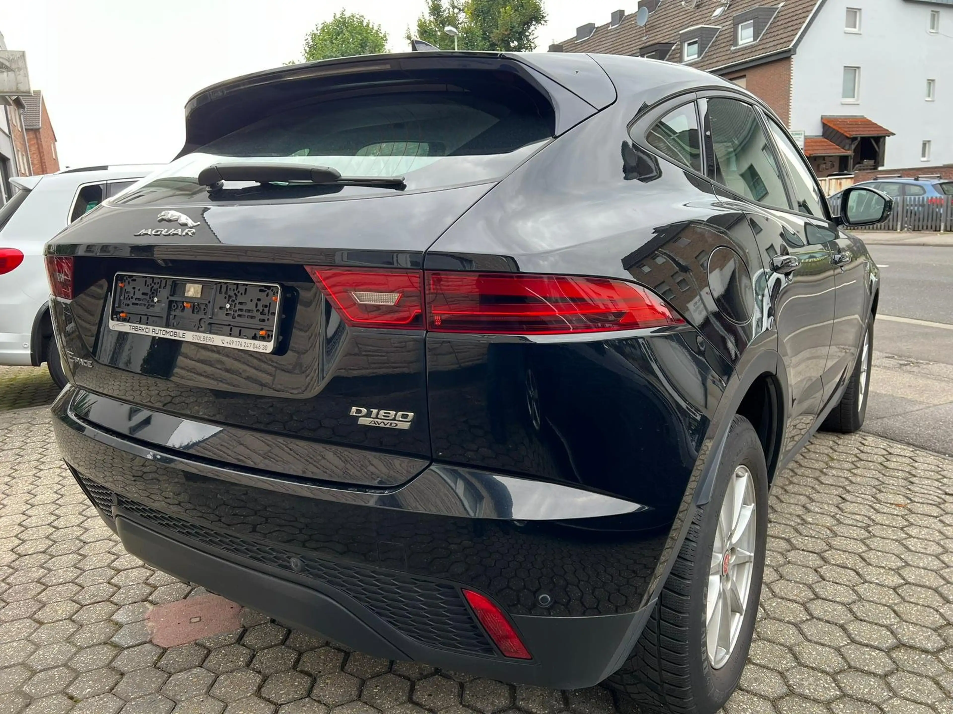 Jaguar E-Pace Basis AWD — photo 4