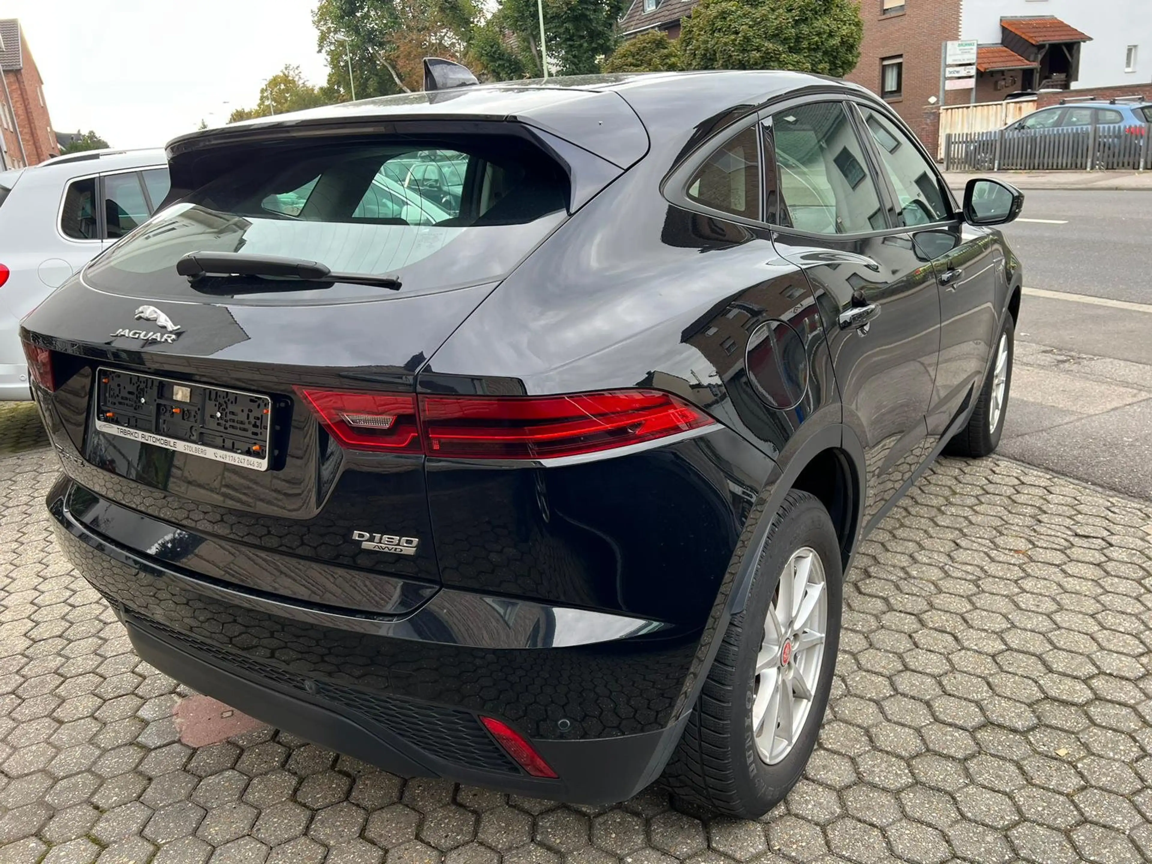 Jaguar E-Pace Basis AWD — photo 5
