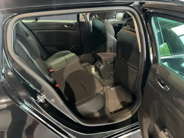 Renault Megane view 9