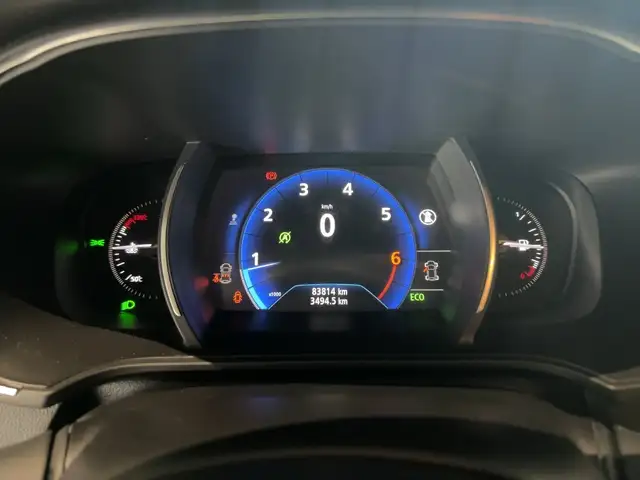 Renault Megane view 13
