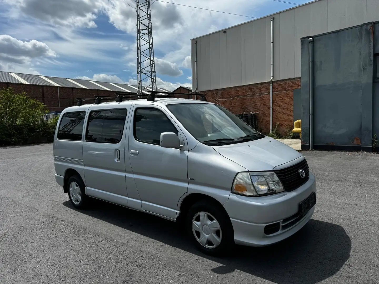 Toyota Hiace 2.5 D AIRCO CLIMATISÉ 9 PlACES ORIGINAL Silber - 1