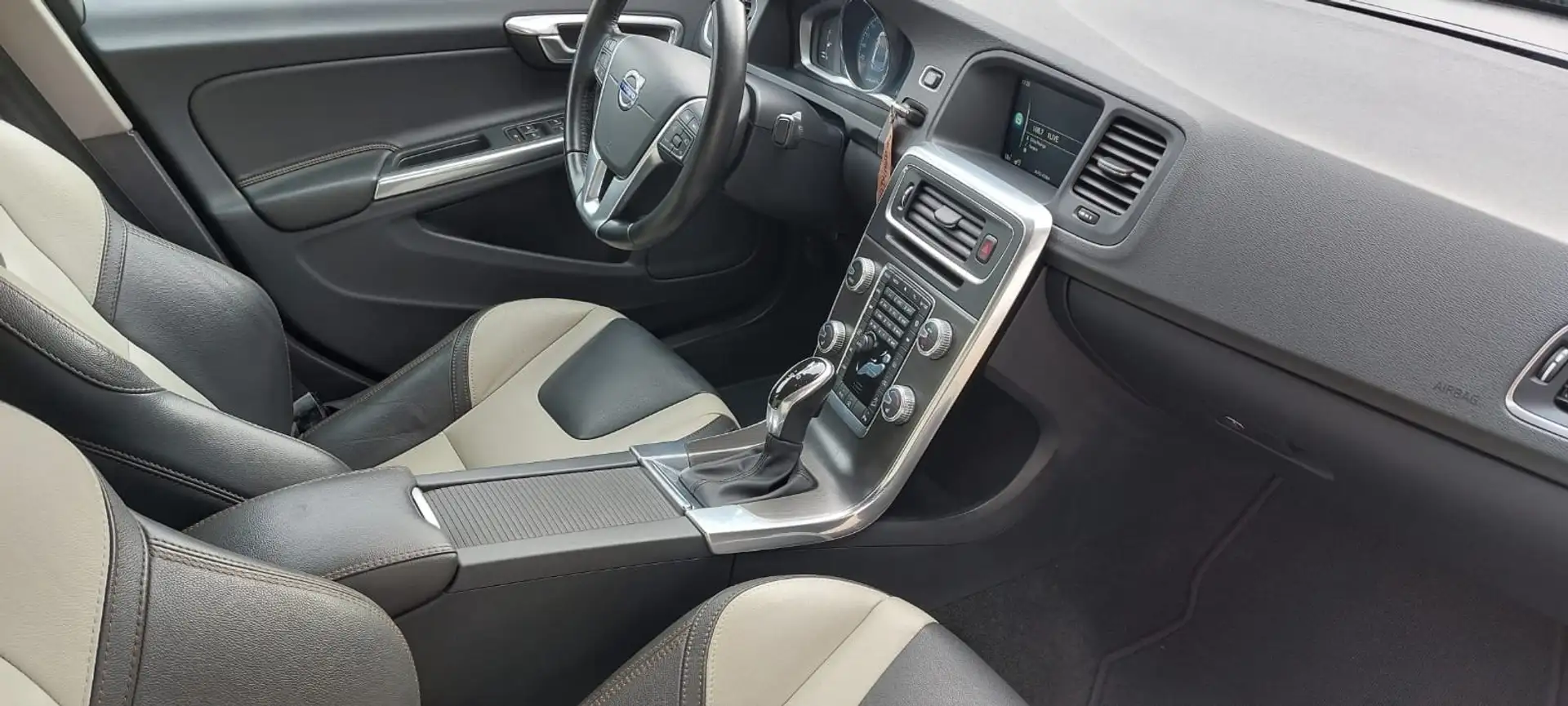 Volvo S60 Cross Country D4 AWD 2.4 !!! 5 Zylinder !!! Polestar Engineered Negru - 2