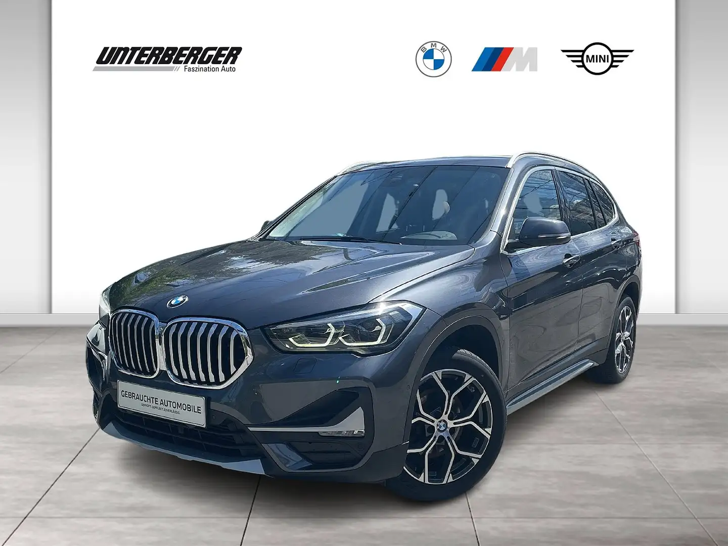 BMW X1 xDrive18d Aut. // x-Line // Rückfahrkamera // adap Grau - 1