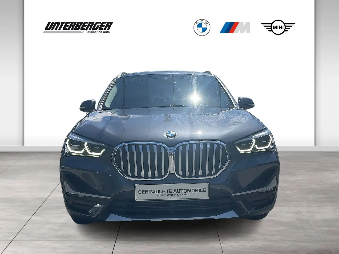 BMW X1 xDrive18d Aut. // x-Line // Rückfahrkamera // adap Grau - 2