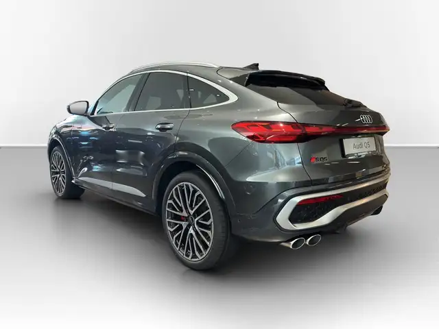 Audi SQ5 view 7