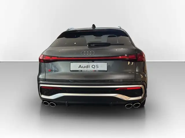Audi SQ5 view 6
