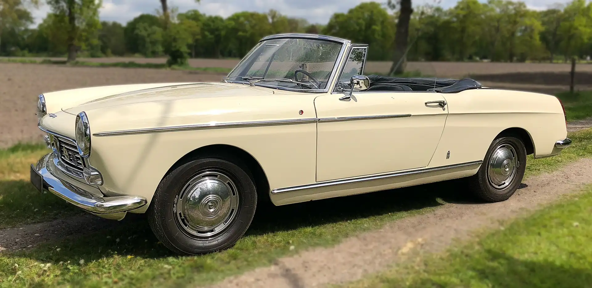Peugeot 404 Cabrio Weiß - 2