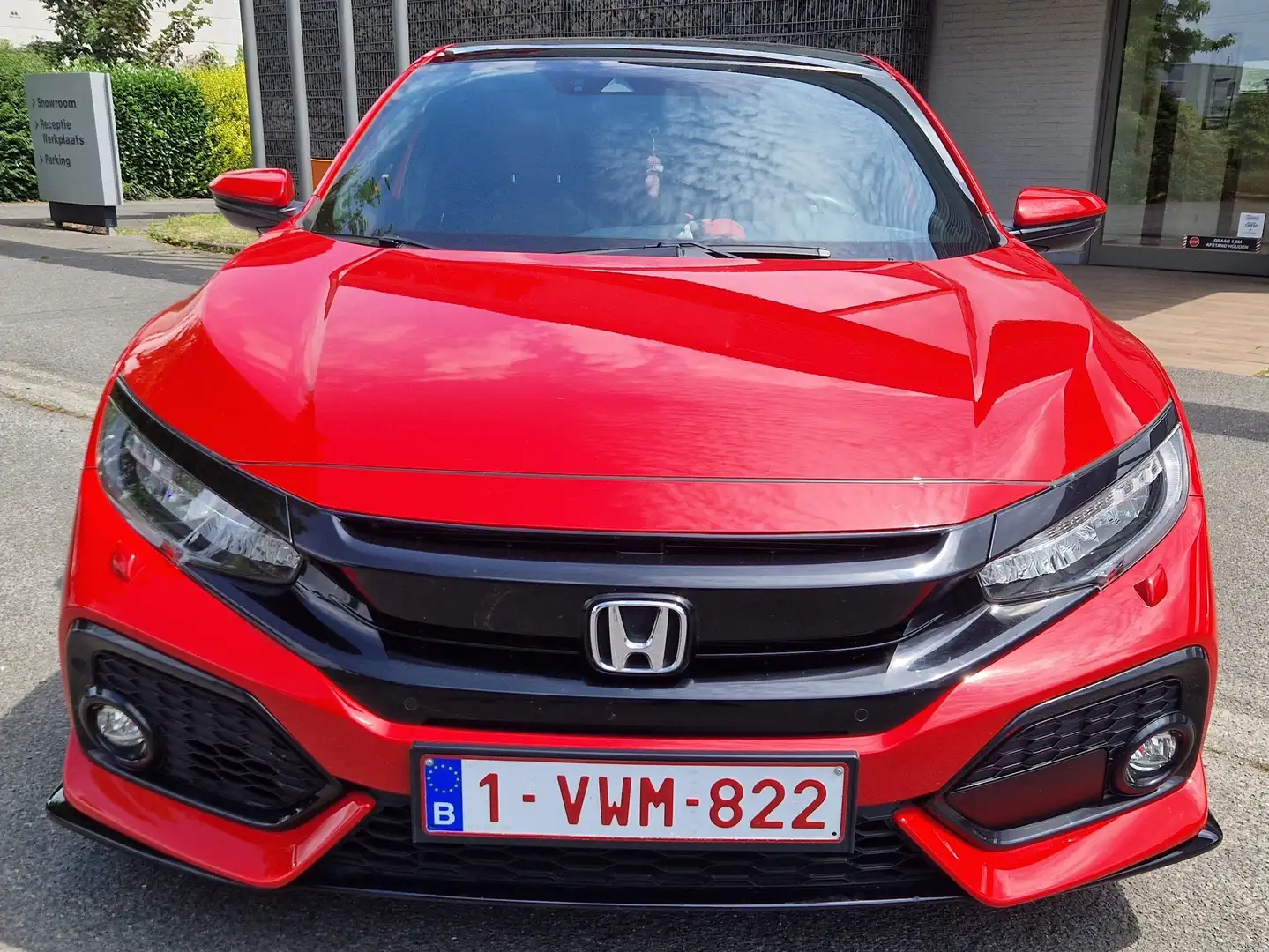 Honda Civic Civic 1.5 i-VTEC Turbo CVT Sport Plus Rood - 2