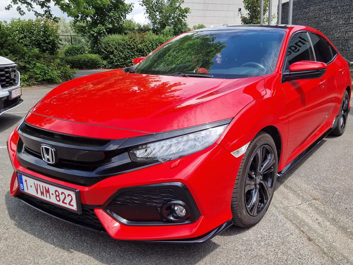 Honda Civic Civic 1.5 i-VTEC Turbo CVT Sport Plus Rood - 1