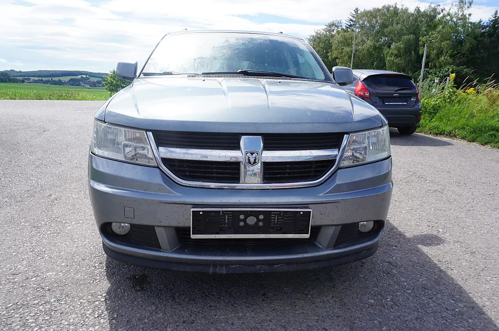 Dodge Journey 2,0 CRD SXT Grau - 1