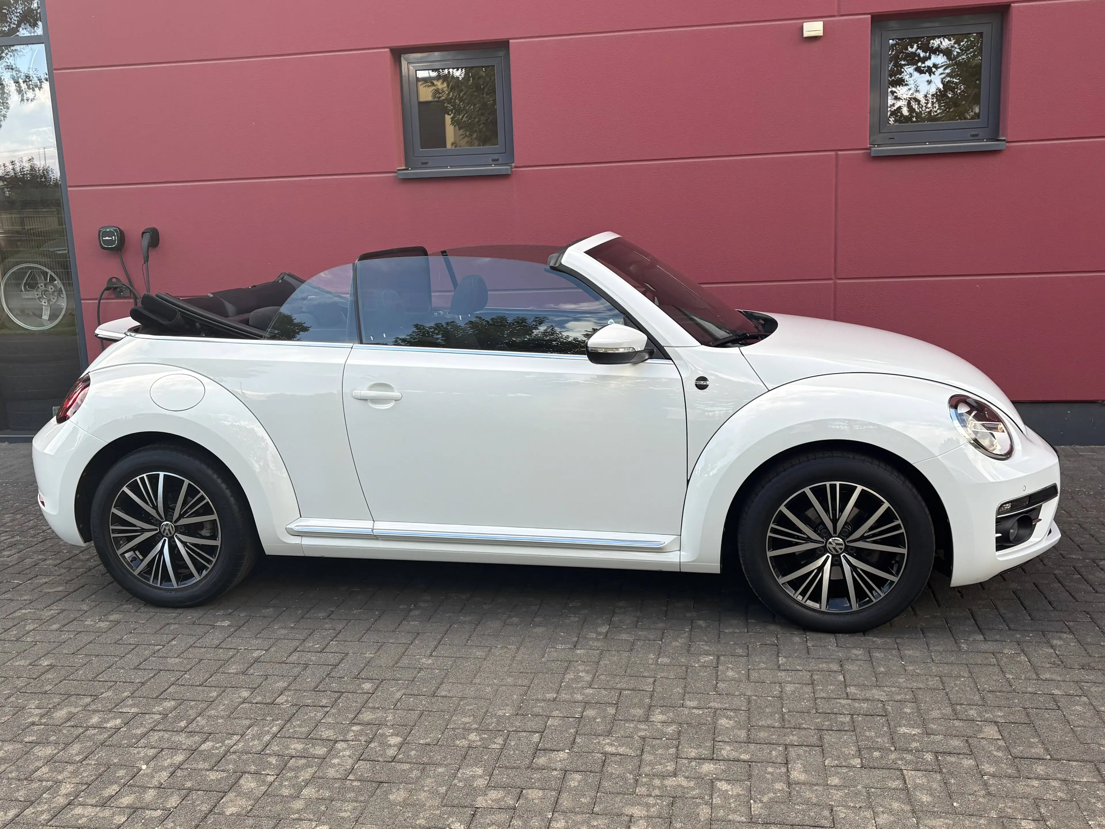 Volkswagen Beetle CABRIO 1.2 TSI BMT TECH EDITION SOUND KAMERA ALU17" TOP* — photo 8