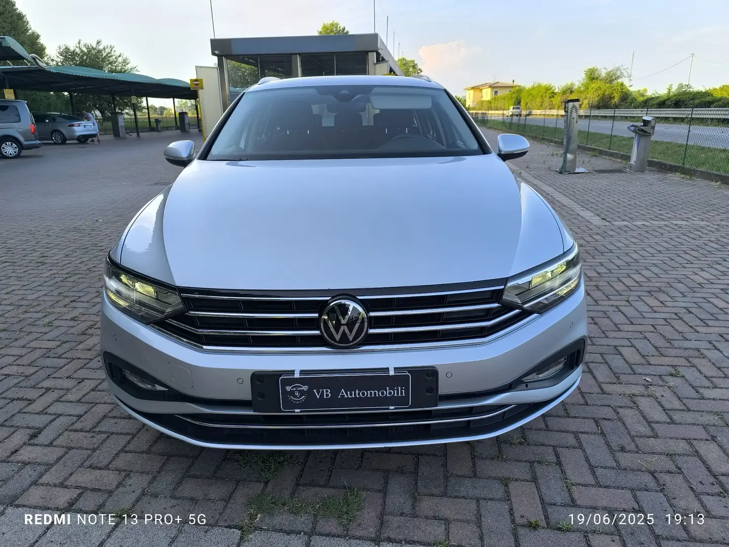Volkswagen Passat Variant Passat VIII 2021 Variant 2.0 tdi Business122cv dsg Argento - 2