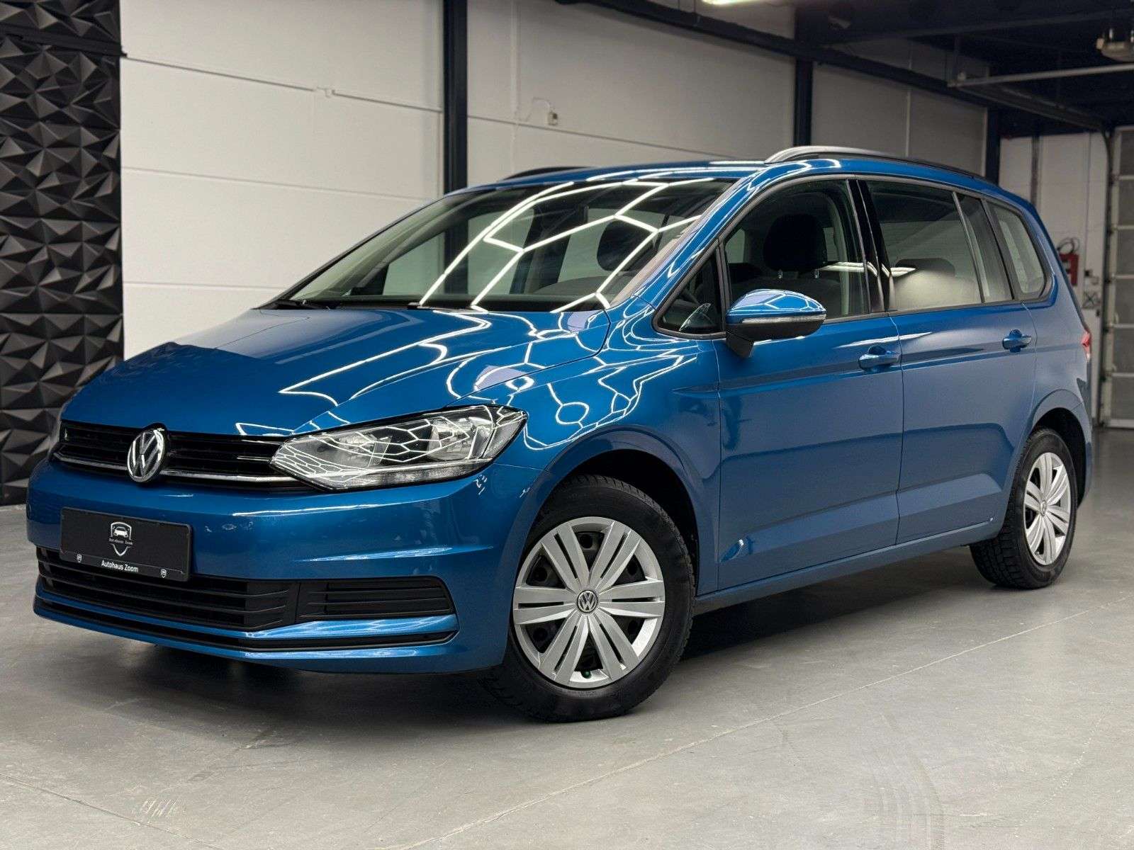 Second hand Volkswagen Touran 1.6 TDI